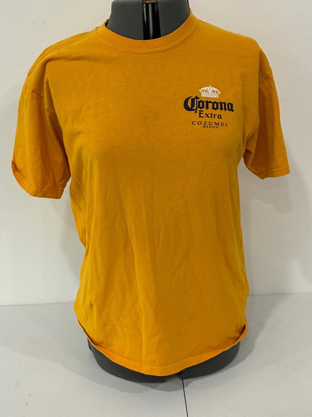 Corona Extra Cozumel Mexico Shirt Mustard Yellow Graphic Tee Large 100% Cotton